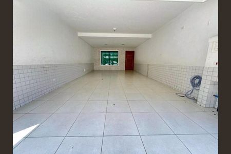 Garagem de casa para alugar com 4 quartos, 235m² em Nova Petrópolis, São Bernardo do Campo