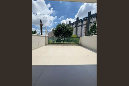 Área Externa de casa para alugar com 4 quartos, 235m² em Nova Petrópolis, São Bernardo do Campo