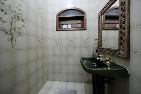 Casa para alugar com 260m², 4 quartos e 3 vagasBanheiro 2