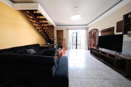 Sala de casa para alugar com 4 quartos, 260m² em Vila Ré, São Paulo