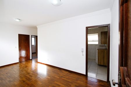 Sala de apartamento à venda com 3 quartos, 65m² em Betânia, Belo Horizonte