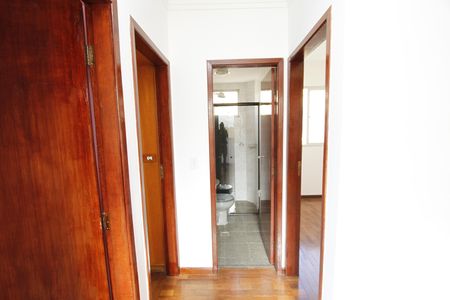 Corredor de apartamento à venda com 3 quartos, 65m² em Betânia, Belo Horizonte