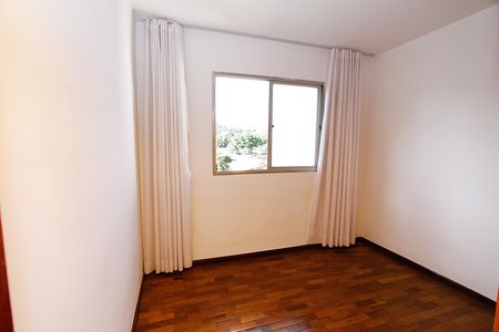 Apartamento à venda com 65m², 3 quartos e 1 vagaQuarto 2