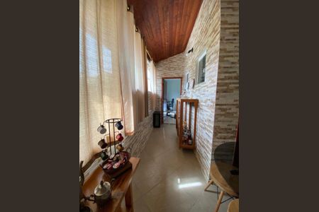 Casa de condomínio para alugar com 110m², 2 quartos e 5 vagas Casa de condomínio para alugar com 110m², 2 quartos e 5 vagasCorredor