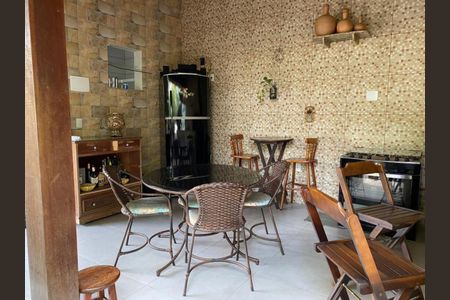 Casa de condomínio para alugar com 110m², 2 quartos e 5 vagas Casa de condomínio para alugar com 110m², 2 quartos e 5 vagasCozinha