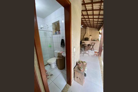 Casa de condomínio para alugar com 110m², 2 quartos e 5 vagas Casa de condomínio para alugar com 110m², 2 quartos e 5 vagasBanheiro