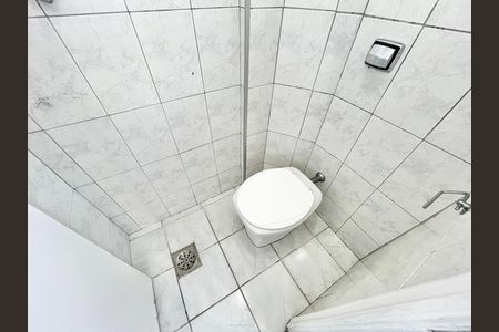 Apartamento para alugar com 69m², 2 quartos e 1 vaga Apartamento para alugar com 69m², 2 quartos e 1 vagaBanheiro de serviço