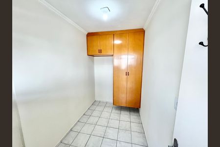 Apartamento para alugar com 69m², 2 quartos e 1 vaga Apartamento para alugar com 69m², 2 quartos e 1 vagaQuarto de Serviço