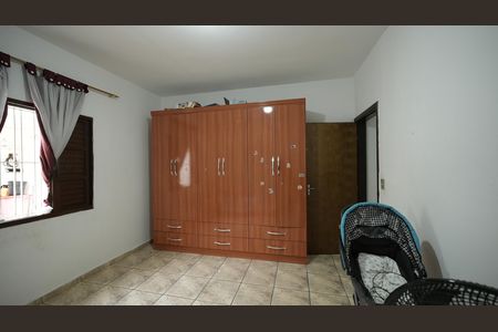 Casa para alugar com 106m², 2 quartos e 2 vagasQuarto 2