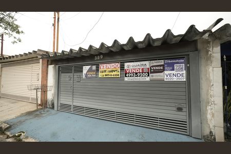 Casa para alugar com 106m², 2 quartos e 2 vagasFachada