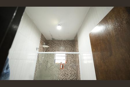 Casa para alugar com 106m², 2 quartos e 2 vagasBanheiro Social