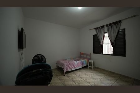 Casa para alugar com 106m², 2 quartos e 2 vagasQuarto 2