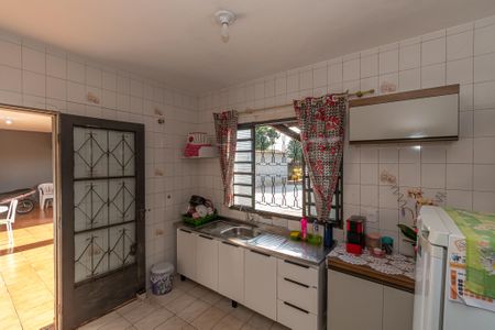 Casa à venda com 420m², 2 quartos e 8 vagasCozinha 