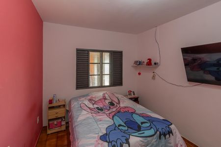 Casa à venda com 420m², 2 quartos e 8 vagasQuarto 1