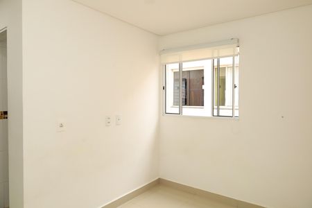 Sala de apartamento à venda com 2 quartos, 48m² em Conjunto Residencial José Bonifácio, São Paulo