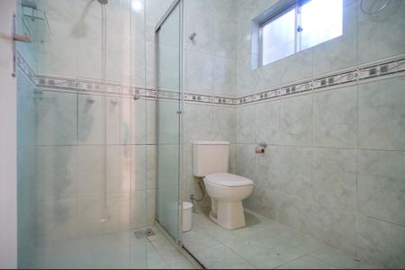 Casa para alugar com 120m², 2 quartos e 2 vagasBanheiro