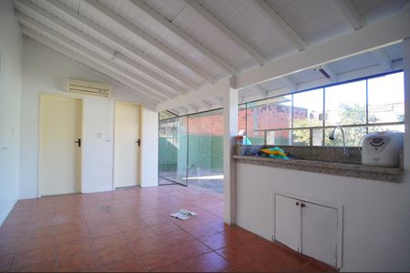 Área de Serviço de casa para alugar com 2 quartos, 120m² em Santos Dumont, São Leopoldo