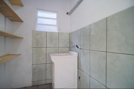 Casa para alugar com 120m², 2 quartos e 2 vagasDespensa