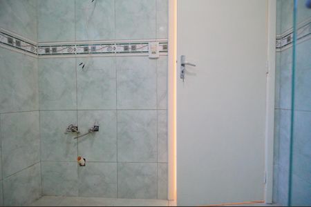 Casa para alugar com 120m², 2 quartos e 2 vagasBanheiro