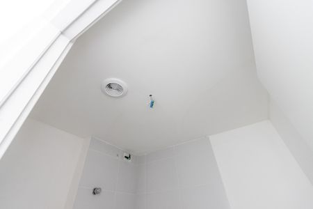 Apartamento à venda com 34m², 2 quartos e sem vaga Apartamento à venda com 34m², 2 quartos e sem vagaBanheiro