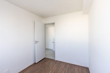 Quarto 1 de apartamento para alugar com 2 quartos, 34m² em Parque Industrial Tomas Edson, São Paulo