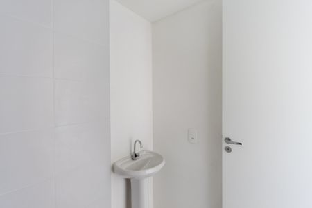 Apartamento à venda com 34m², 2 quartos e sem vaga Apartamento à venda com 34m², 2 quartos e sem vagaBanheiro