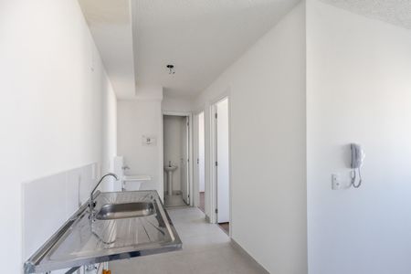 Apartamento à venda com 34m², 2 quartos e sem vaga Apartamento à venda com 34m², 2 quartos e sem vagaCozinha e área de serviço