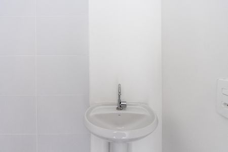 Apartamento à venda com 34m², 2 quartos e sem vaga Apartamento à venda com 34m², 2 quartos e sem vagaBanheiro