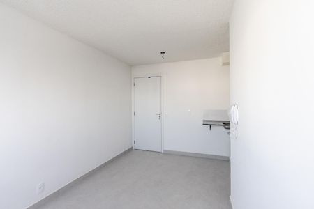 Sala de apartamento para alugar com 2 quartos, 34m² em Parque Industrial Tomas Edson, São Paulo