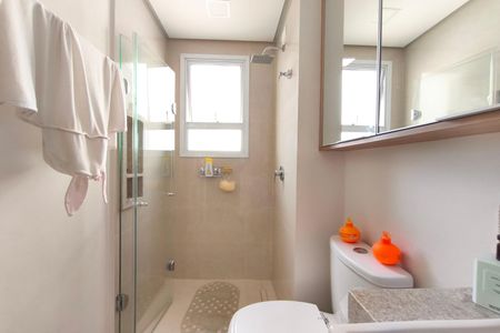 Apartamento à venda com 86m², 3 quartos e 3 vagas Apartamento à venda com 86m², 3 quartos e 3 vagasBanheiro Social