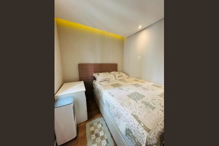 Quarto de apartamento à venda com 2 quartos, 55m² em São Pedro, Osasco