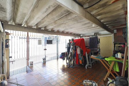 Casa à venda com 120m², 2 quartos e 2 vagas