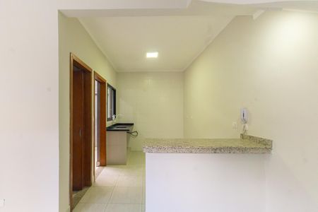 Sala de casa de condomínio para alugar com 2 quartos, 55m² em Penha de França, São Paulo