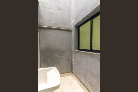 Área de Serviço de casa de condomínio para alugar com 2 quartos, 55m² em Penha de França, São Paulo