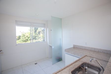 Cozinha e Área de Serviço de apartamento para alugar com 2 quartos, 55m² em Fonte Grande, Contagem