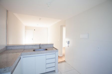 Apartamento para alugar com 55m², 2 quartos e 1 vaga Apartamento para alugar com 55m², 2 quartos e 1 vagaCozinha e Área de Serviço