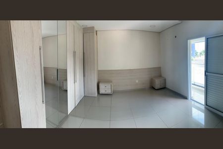 Quarto de casa para alugar com 3 quartos, 125m² em Canto do Forte, Praia Grande