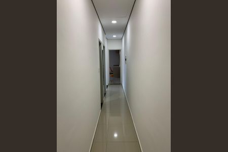 Casa para alugar com 125m², 3 quartos e 2 vagas Casa para alugar com 125m², 3 quartos e 2 vagasCorredor