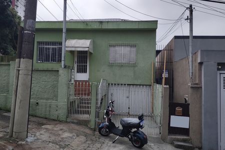 Fachada de casa para alugar com 1 quarto, 100m² em Barcelona, São Caetano do Sul