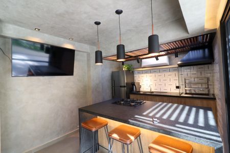 Apartamento à venda com 2 quartos, 73m² em Vila Itapura, Campinas