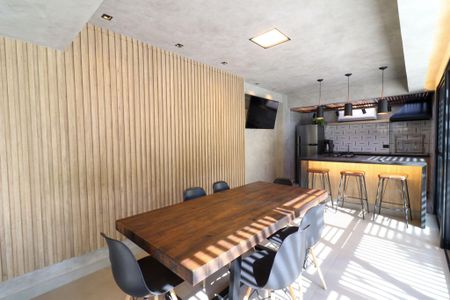 Apartamento à venda com 2 quartos, 73m² em Vila Itapura, Campinas