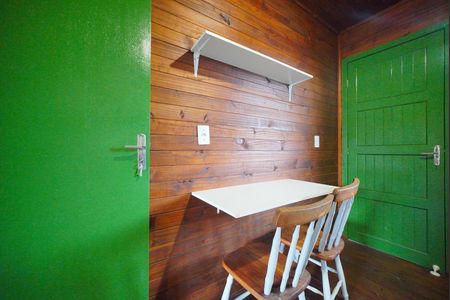 Cozinha de kitnet/studio para alugar com 1 quarto, 36m² em Lagoa Pequena, Florianópolis