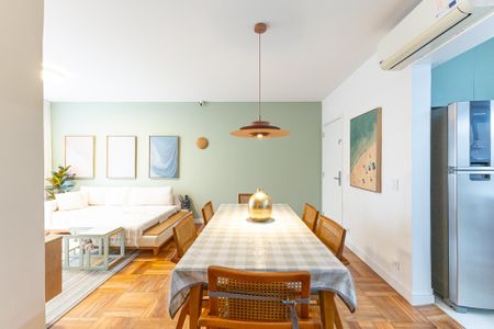 Apartamento à venda com 91m², 2 quartos e 1 vagaSala