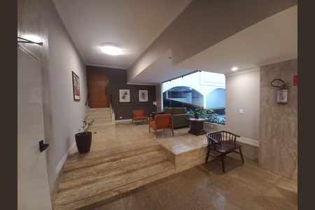 Apartamento para alugar com 52m², 1 quarto e 1 vagaHall social