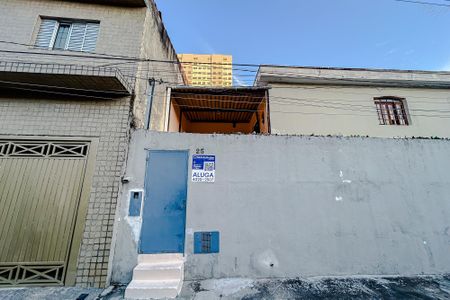 Fachada com Plaquinha de casa para alugar com 3 quartos, 130m² em Vila Matilde, São Paulo