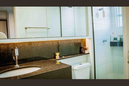 Apartamento à venda com 77m², 3 quartos e 1 vaga