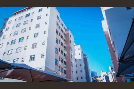 Apartamento à venda com 77m², 3 quartos e 1 vaga
