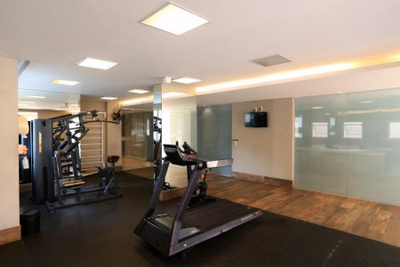 Apartamento para alugar com 47m², 1 quarto e 2 vagas Apartamento para alugar com 47m², 1 quarto e 2 vagasÁrea comum - Academia