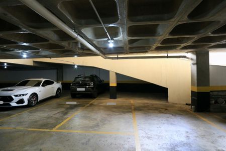 Apartamento para alugar com 47m², 1 quarto e 2 vagas Apartamento para alugar com 47m², 1 quarto e 2 vagasGaragem
