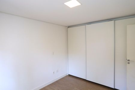 Apartamento para alugar com 47m², 1 quarto e 2 vagas Apartamento para alugar com 47m², 1 quarto e 2 vagasQuarto